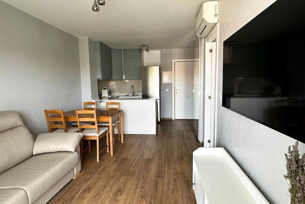 Apartamento Acogedor , Бланес Экстерьер фото